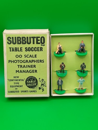 Subbuteo photographers trainer